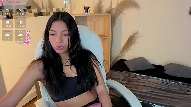 Saray reyes online show from 23, 10, 2025