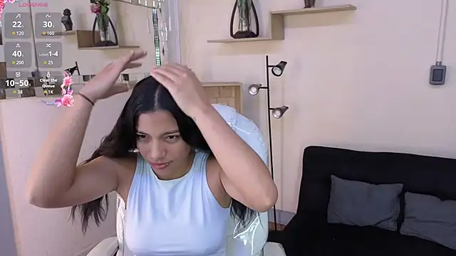 Saray reyes online show from 7, 11, 2025