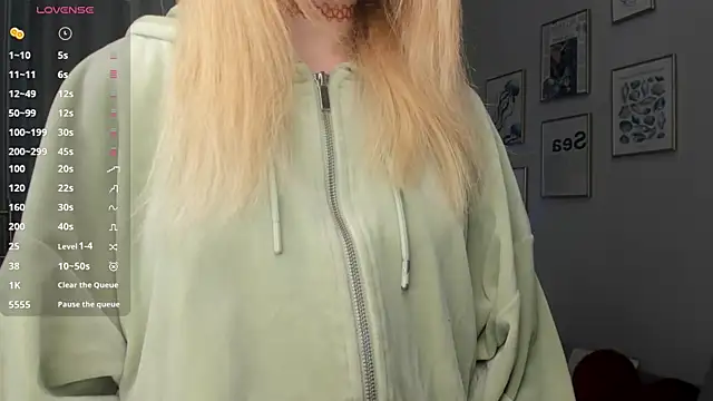 OdetteHarwick online show from 21, 11, 2025