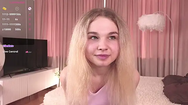 OdetteHarwick online show from 19, 9, 2025