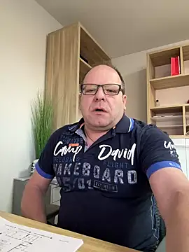 coupleLatinaLovers online show from 19, 3, 2025