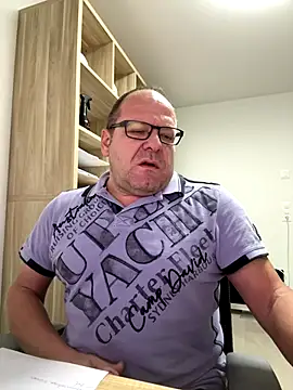 coupleLatinaLovers online show from 22, 10, 2025