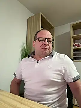 coupleLatinaLovers online show from 3, 2, 2025