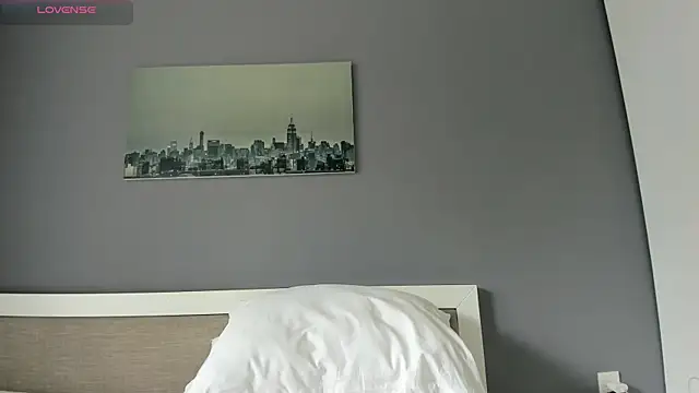 yumisunn online show from 28, 10, 2025