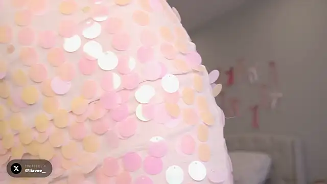 yumisunn online show from 24, 6, 2026