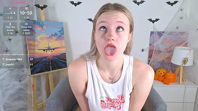 MaydaFoulk online show from 25, 10, 2025