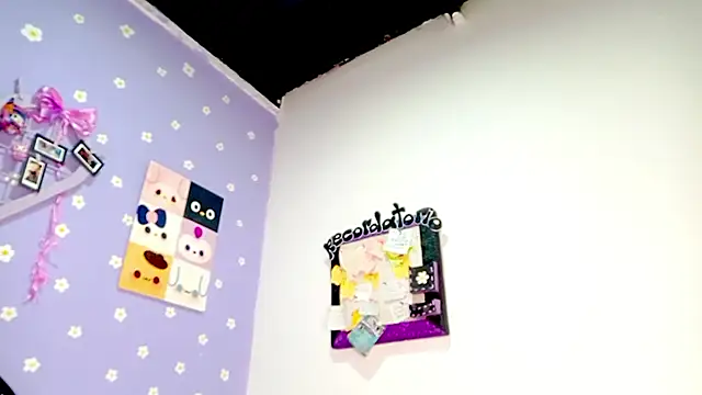 Snapshot of PetiteIvoryQueen19 chatting on 6, 6, 2026 PetiteIvoryQueen19 online show from 6, 6, 2026