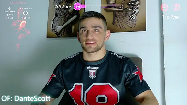 Snapshot of Sexy_Alejandro_ chatting on 7, 7, 2026 Sexy Alejandro online show from 7, 7, 2026
