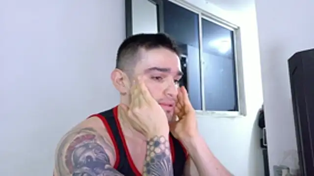 Sexy Alejandro  online show from 1, 12, 2025