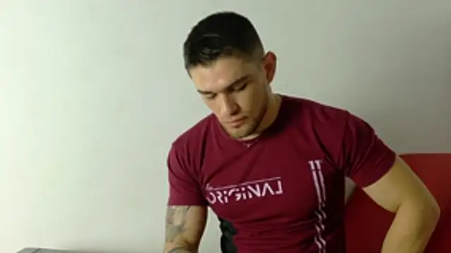 Sexy Alejandro  online show from 19, 12, 2025