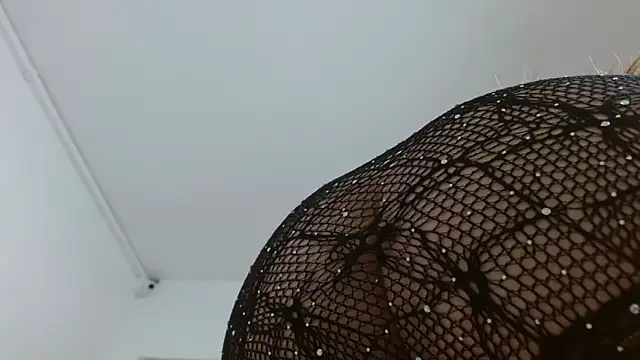 adhara cortez online show from 3, 1, 2025