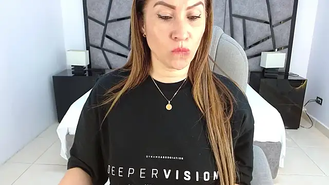 adhara cortez online show from 5, 5, 2026