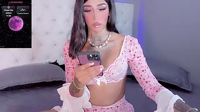 Shiirleysweet online show from 17, 7, 2026
