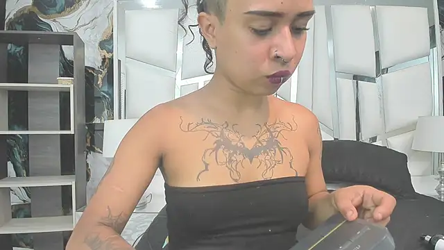 rave connor online show from 10, 4, 2026