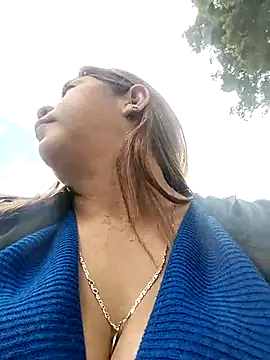 Laura-Hernandez online show from 1, 10, 2025