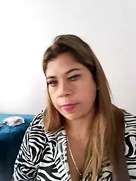 Laura-Hernandez online show from 15, 10, 2025