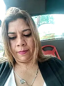 Laura-Hernandez online show from 10, 10, 2025