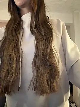 aly golden  online show from 15, 3, 2026