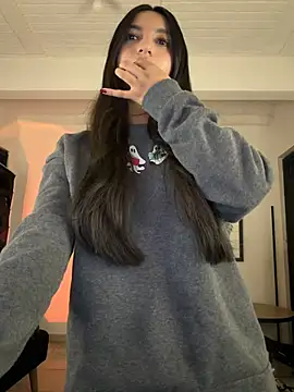 aly golden  online show from 21, 6, 2026