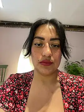 Snapshot of Alma- chatting on 19, 6, 2026 Alma- online show from 19, 6, 2026