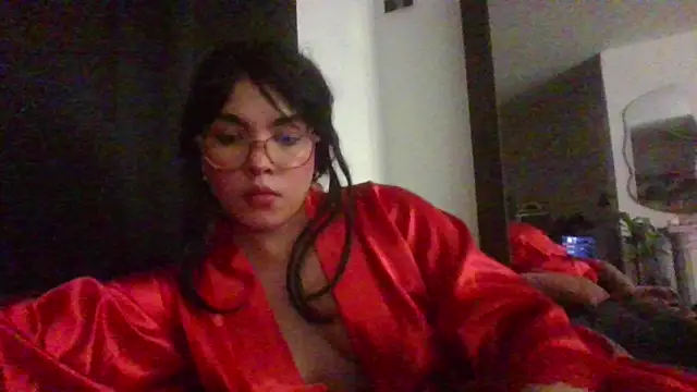 Snapshot of Kiri_Cutee chatting on 5, 3, 2025 Kiri Cutee online show from 5, 3, 2025