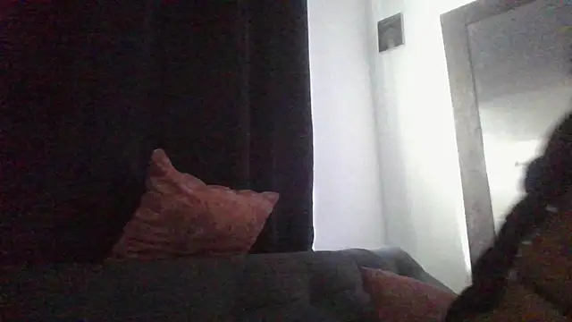 Snapshot of Kiri_Cutee chatting on 5, 3, 2025 Kiri Cutee online show from 5, 3, 2025