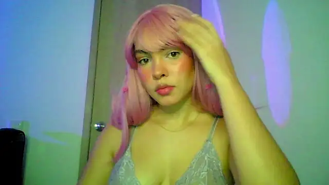 Snapshot of Kiri_Cutee chatting on 19, 9, 2025 Kiri Cutee online show from 19, 9, 2025