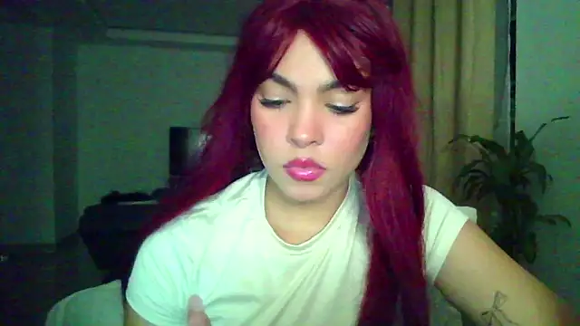 Snapshot of Kiri_Cutee chatting on 19, 11, 2025 Kiri Cutee online show from 19, 11, 2025