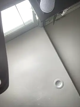 Yann 18 online show from 13, 9, 2025