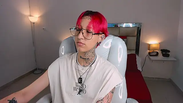 ravengreen  online show from 25, 1, 2025