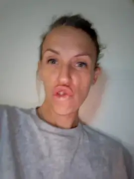 YourJuliena online show from 22, 2, 2025