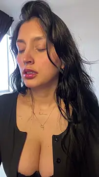 Valentina cartier online show from 29, 11, 2025