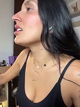 Valentina cartier online show from 7, 5, 2026