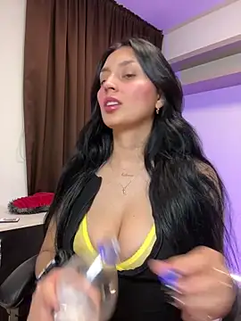 Valentina cartier online show from 5, 11, 2025