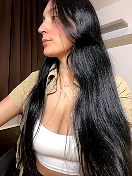 Valentina cartier online show from 10, 10, 2025