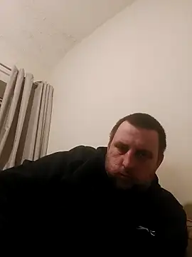 Snapshot of HE-M123 chatting on 22, 2, 2025 HE-M123 online show from 22, 2, 2025