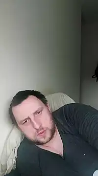 Snapshot of HE-M123 chatting on 6, 1, 2025 HE-M123 online show from 6, 1, 2025