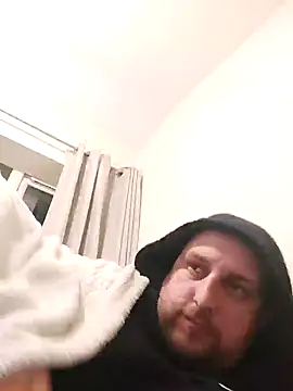 Snapshot of HE-M123 chatting on 3, 12, 2024 HE-M123 online show from 3, 12, 2024