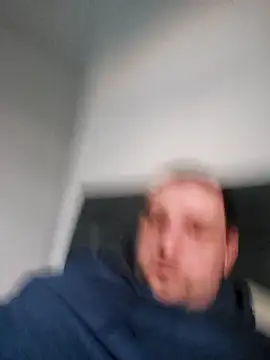 Snapshot of HE-M123 chatting on 16, 12, 2025 HE-M123 online show from 16, 12, 2025