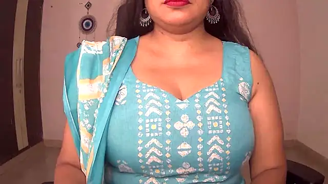 Swetaa  online show from 17, 9, 2025