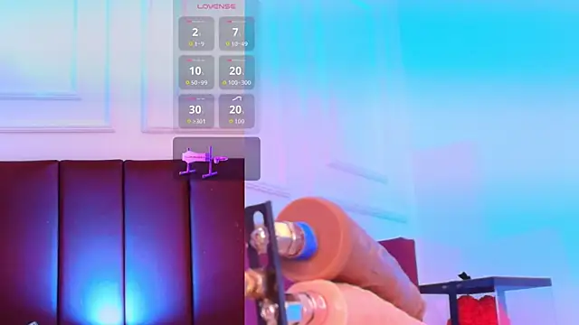 Luna monroe  online show from 28, 3, 2026