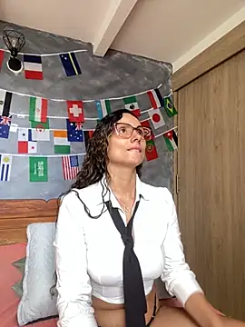 Snapshot of MafeeRoss chatting on 14, 6, 2026 MafeeRoss online show from 14, 6, 2026