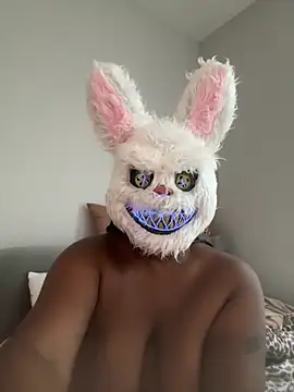 Fendi MonroeFox online show from 20, 11, 2025