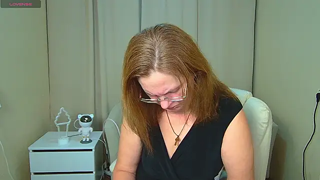 HolyMilfa online show from 2, 2, 2026