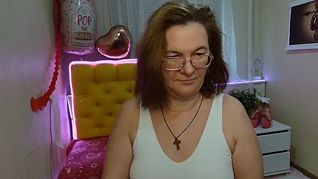 Snapshot of HolyMilfa chatting on 23, 2, 2025 HolyMilfa online show from 23, 2, 2025