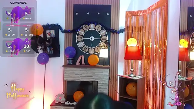 Snapshot of shantal_ray4 chatting on 23, 10, 2025 shantal ray4 online show from 23, 10, 2025