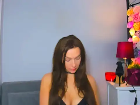 OliviaFantasy online show from 30, 10, 2025