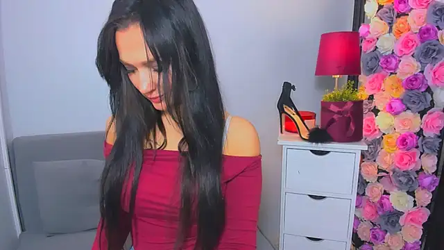 OliviaFantasy online show from 8, 11, 2025