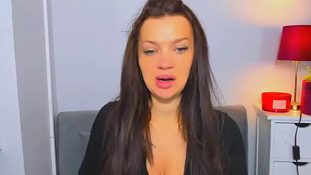 OliviaFantasy online show from 19, 10, 2025