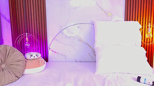 pamelajons  online show from 17, 12, 2025